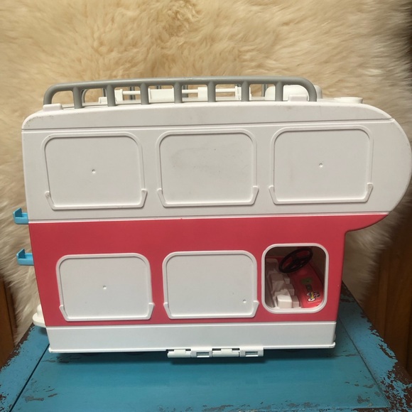 Peppa Pig Camper - sound activation when you push the horn - No Peppas Included - Picture 7 of 9